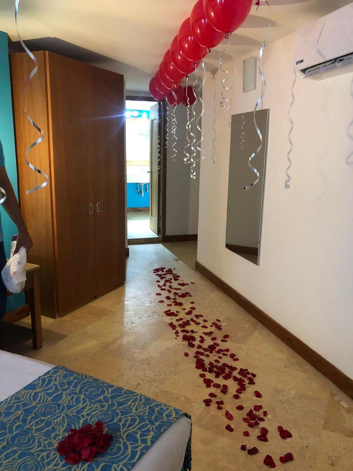Hotel Oceania Cartagena Exteriör bild